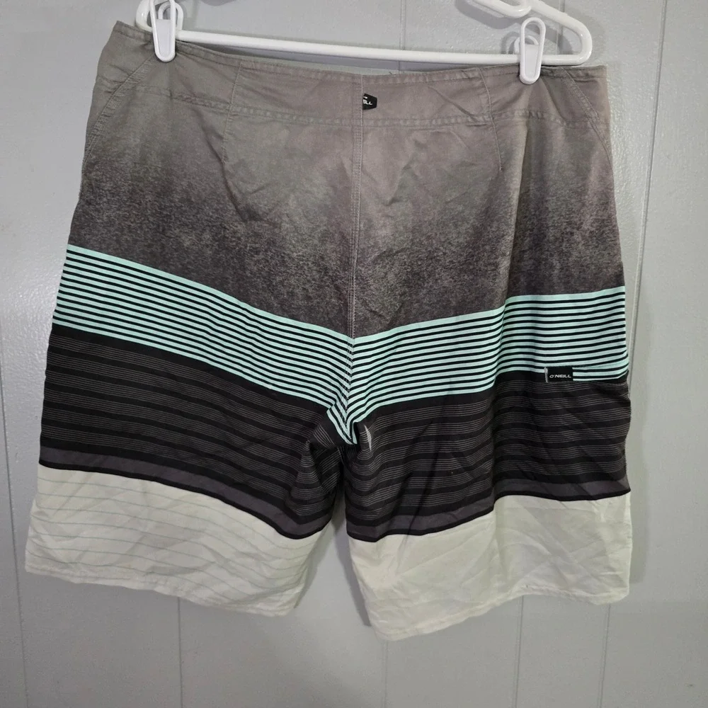 O'Neill Board Shorts Mens 38 Grey‎ Teal Striped Gradient Performance Swim Trunks