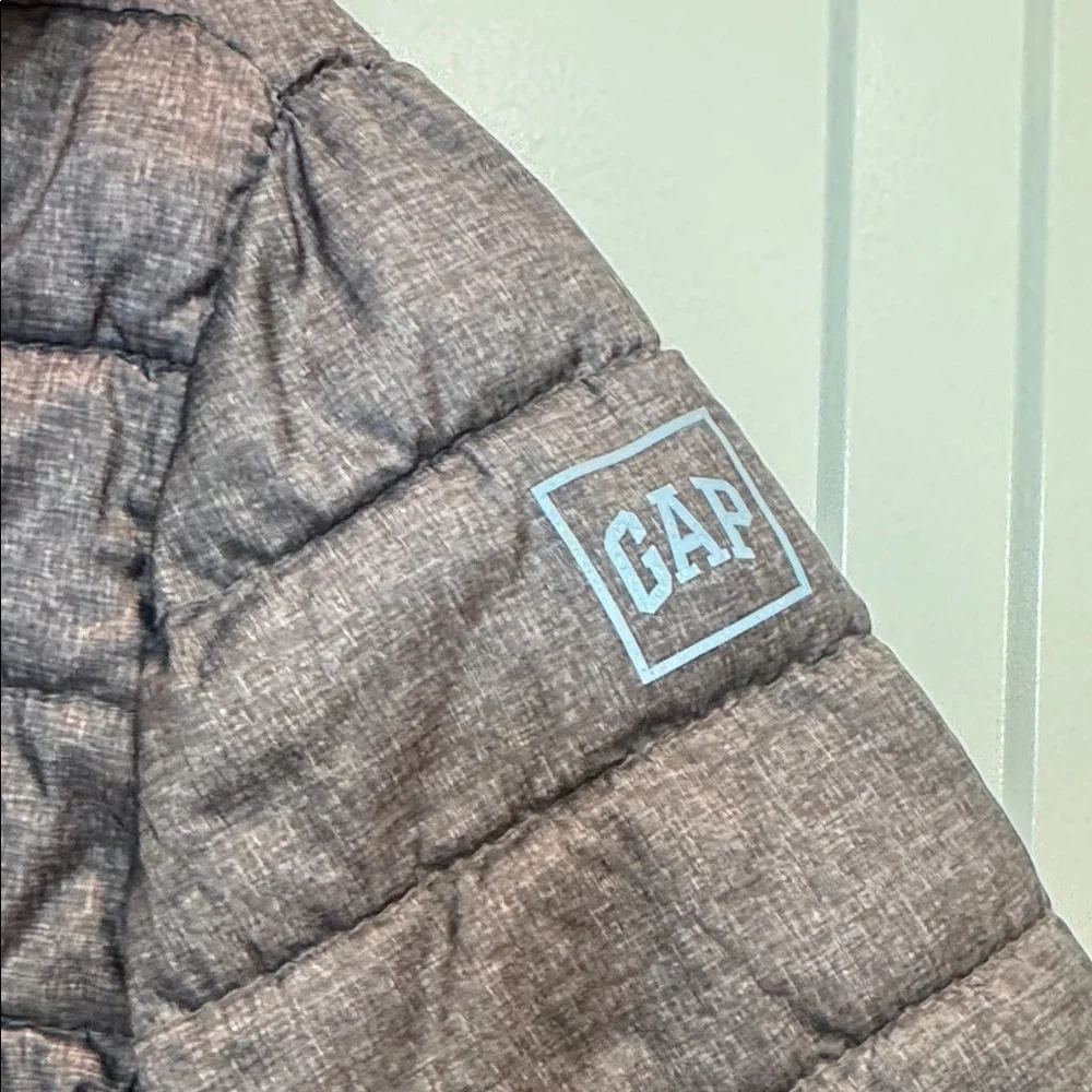 GAP warm stylish