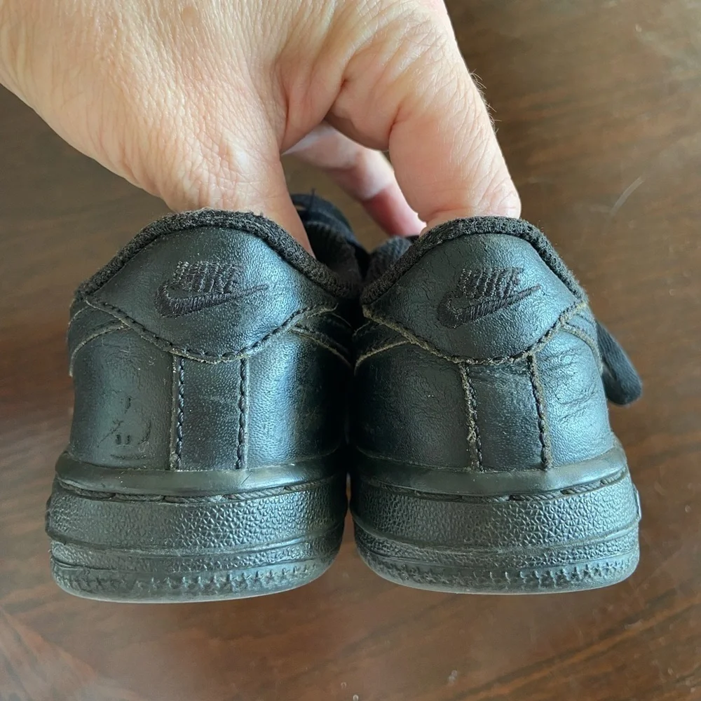 💚 Nike Air Force 1 Low Black Toddler Kids Sneaker Shoes Triple Black 8C