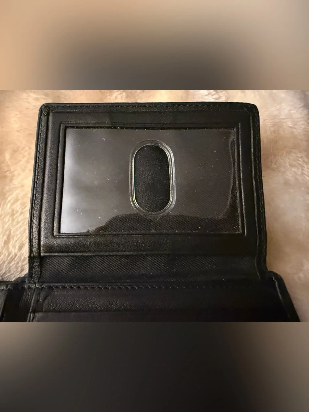 Wilsons Leather compact bi