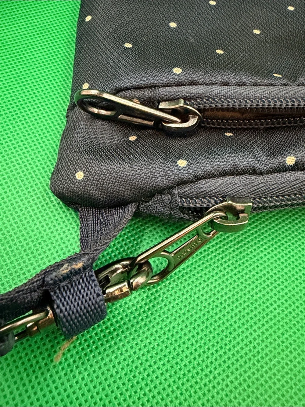 N/A compact navy