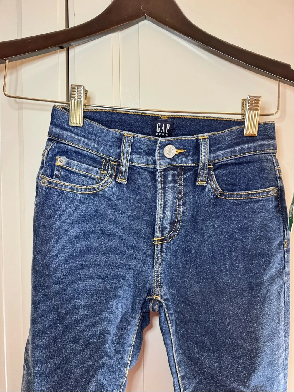 GAP straight leg