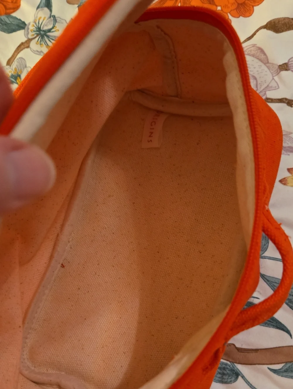 Origins compact orange