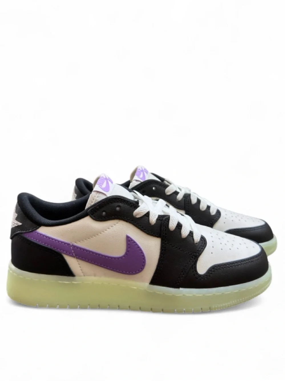 Nike Air Jordan 1 Retro Low OG ‘Black Raspberry’ Size US 6 Youth/ 7.5 Women’s