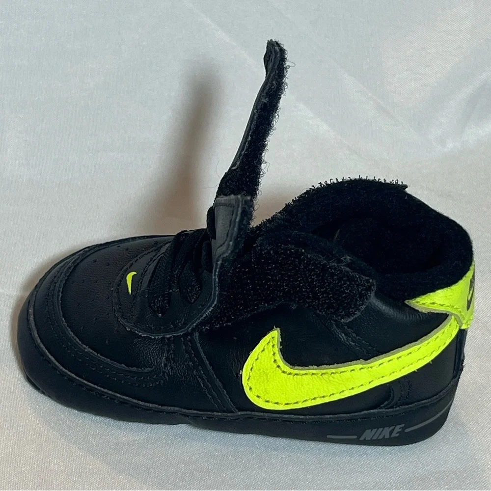 Nike Baby/Walker Black Sneakers with Neon Yellow Swoosh