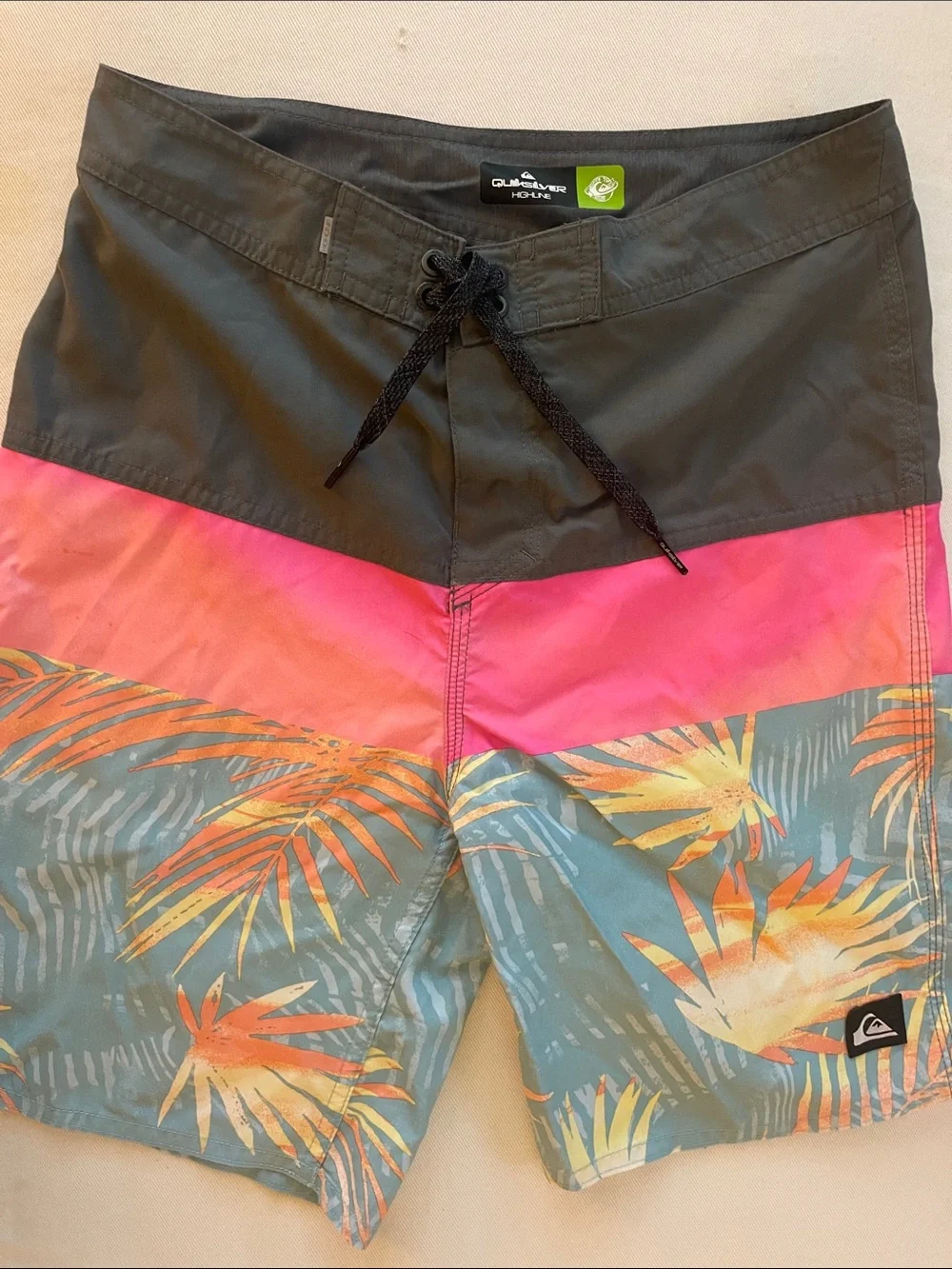 Quiksilver waist measures