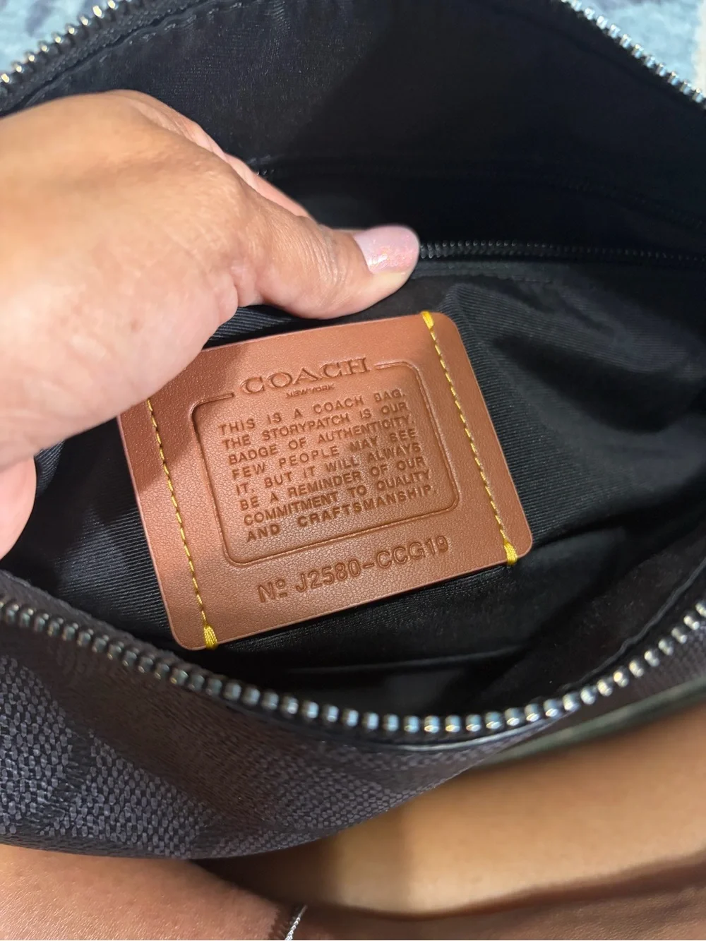 Small Finn Crossbody Bag