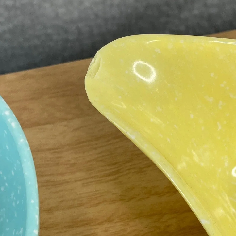 N/A vintage melamine