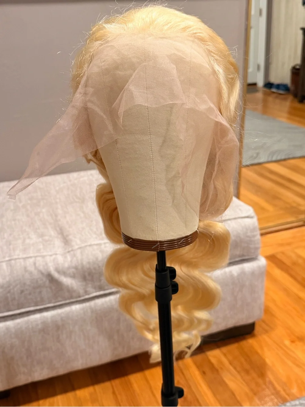 N/A 30” blonde