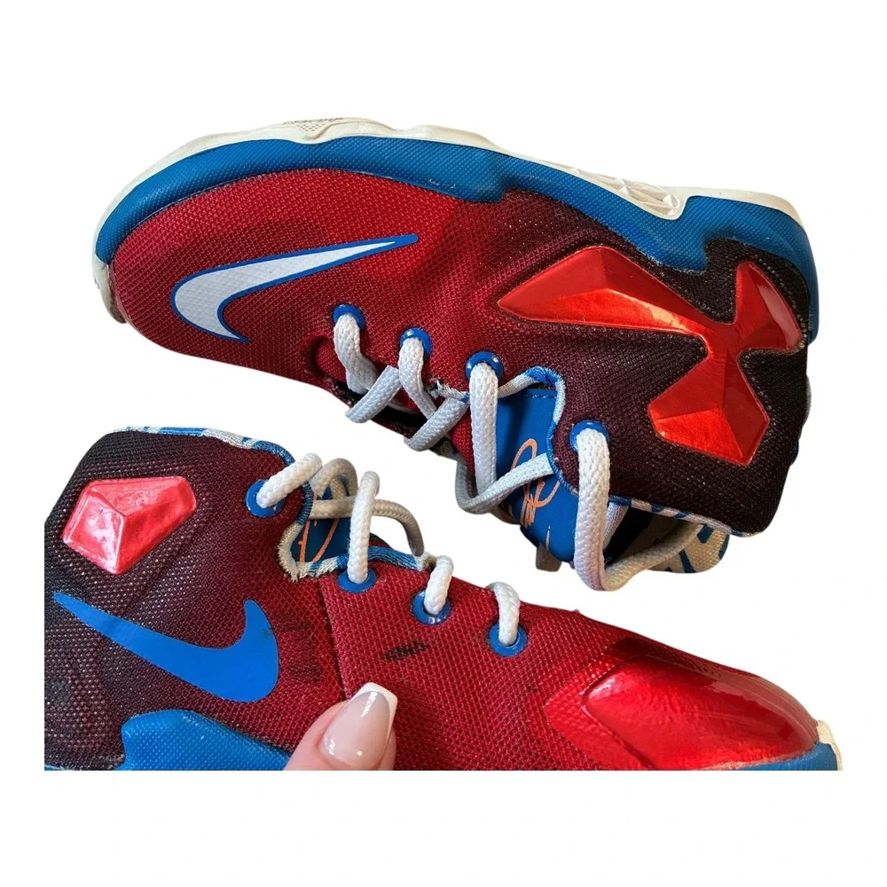 Nike LeBron Witness Basketball Shoes Kids‎ Size 8C Red Blue White Sneakers