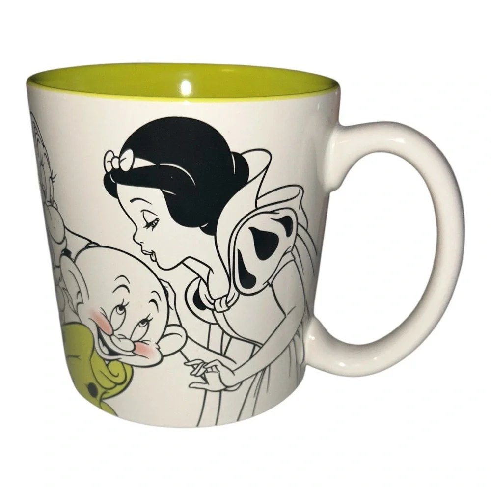 Disney Store Mug Snow White Green Interior‎ Vintage Collector Ceramic