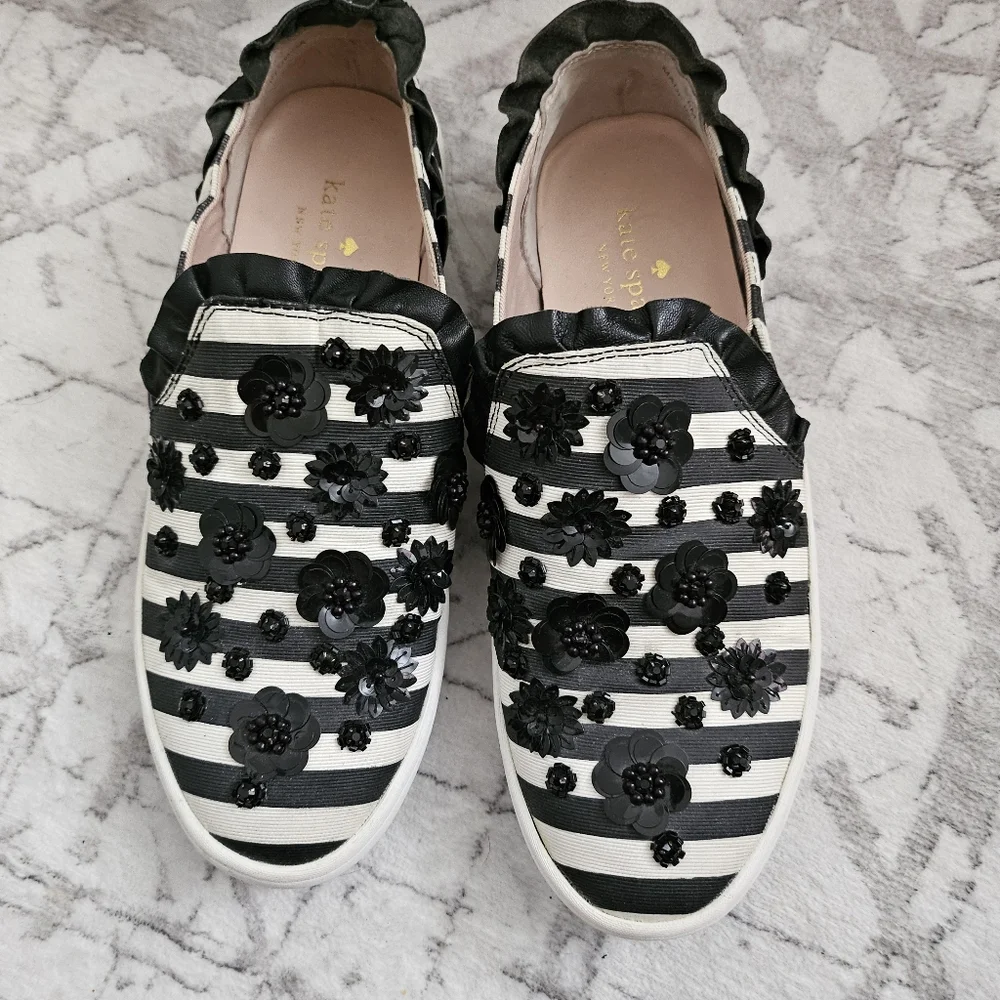 Kate‎ Spade New York Louise Sneakers Womens 6 Slip On Shoes Striped Black White