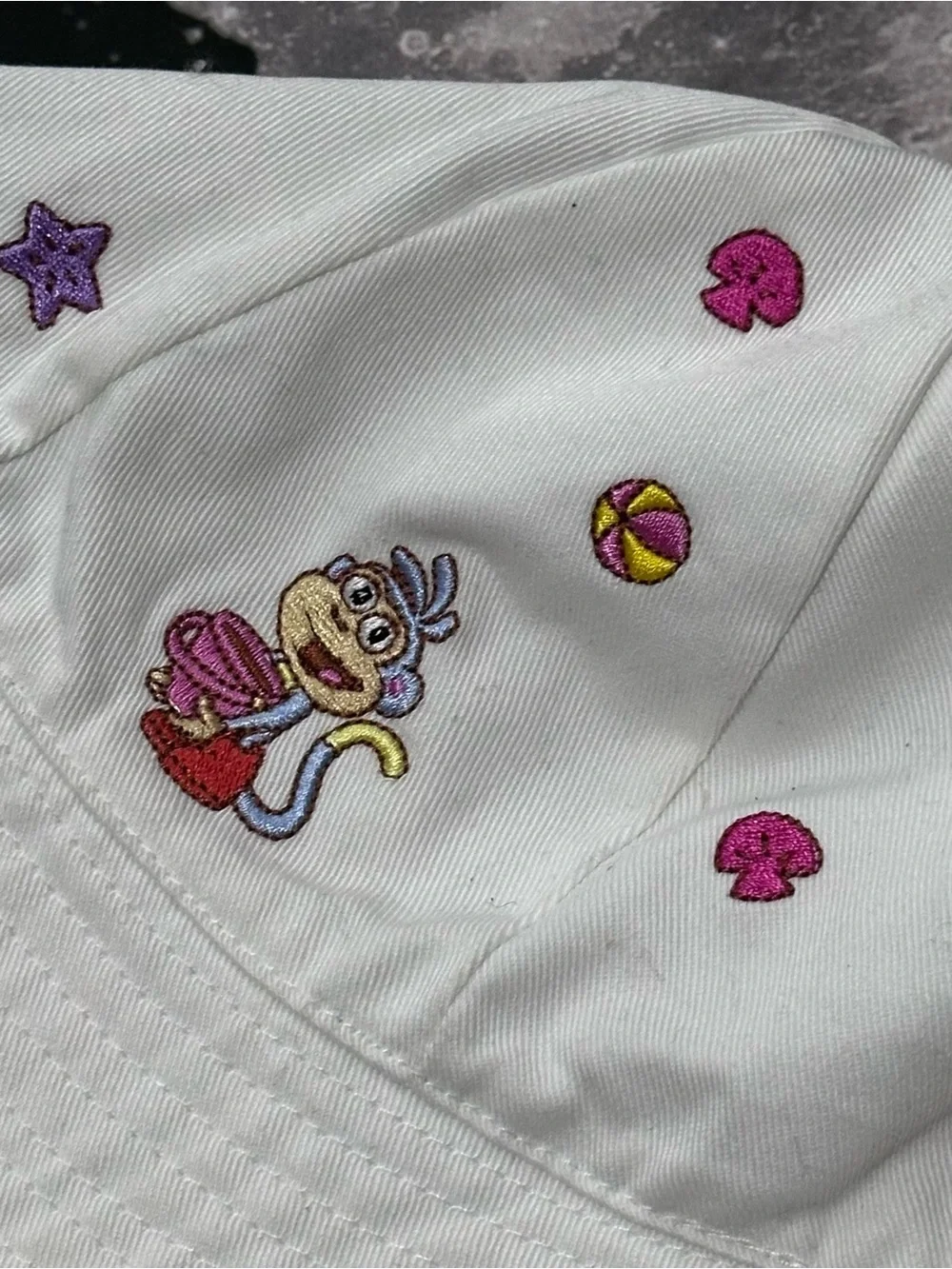 Dora The Explorer white themed
