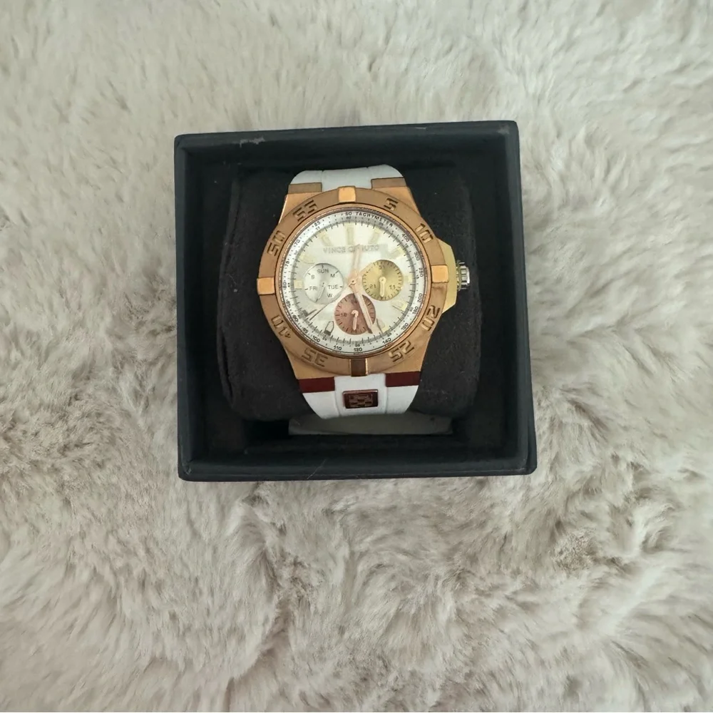 Vince Camuto stylish vince