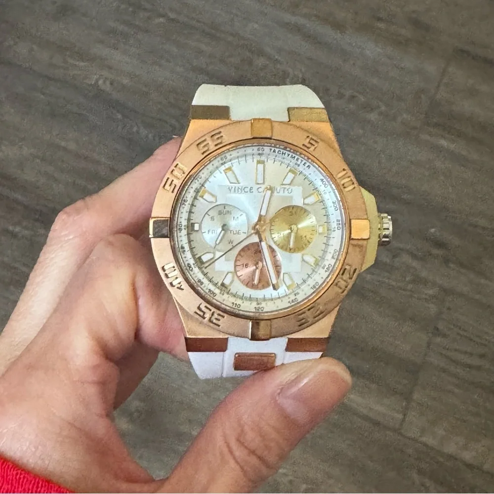 Vince Camuto stylish vince
