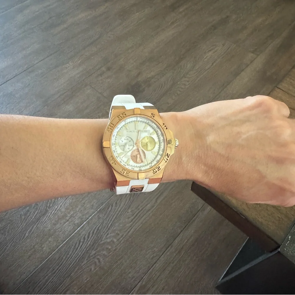 Vince Camuto stylish vince