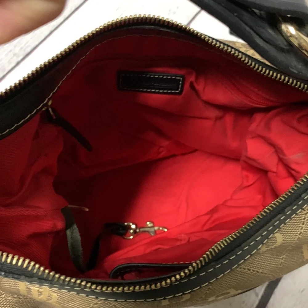 Dooney & Bourke euc dooney