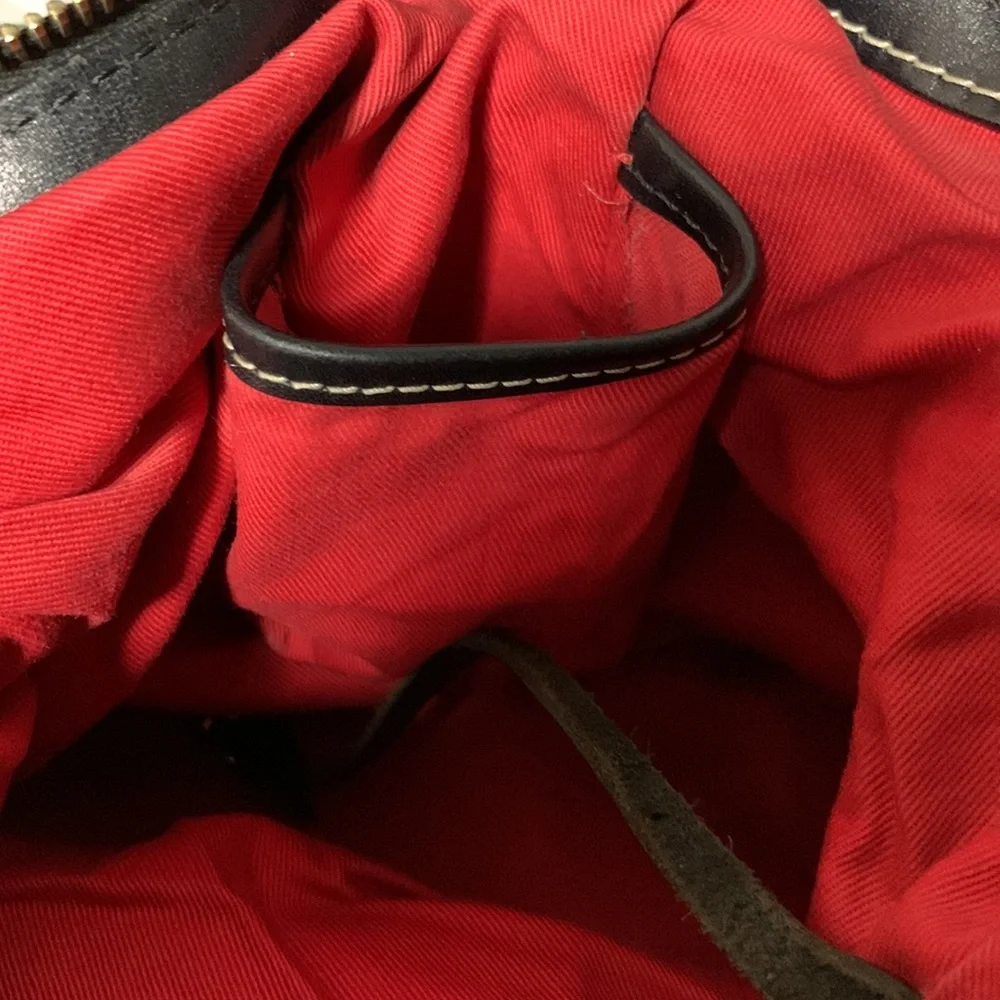 Dooney & Bourke euc dooney