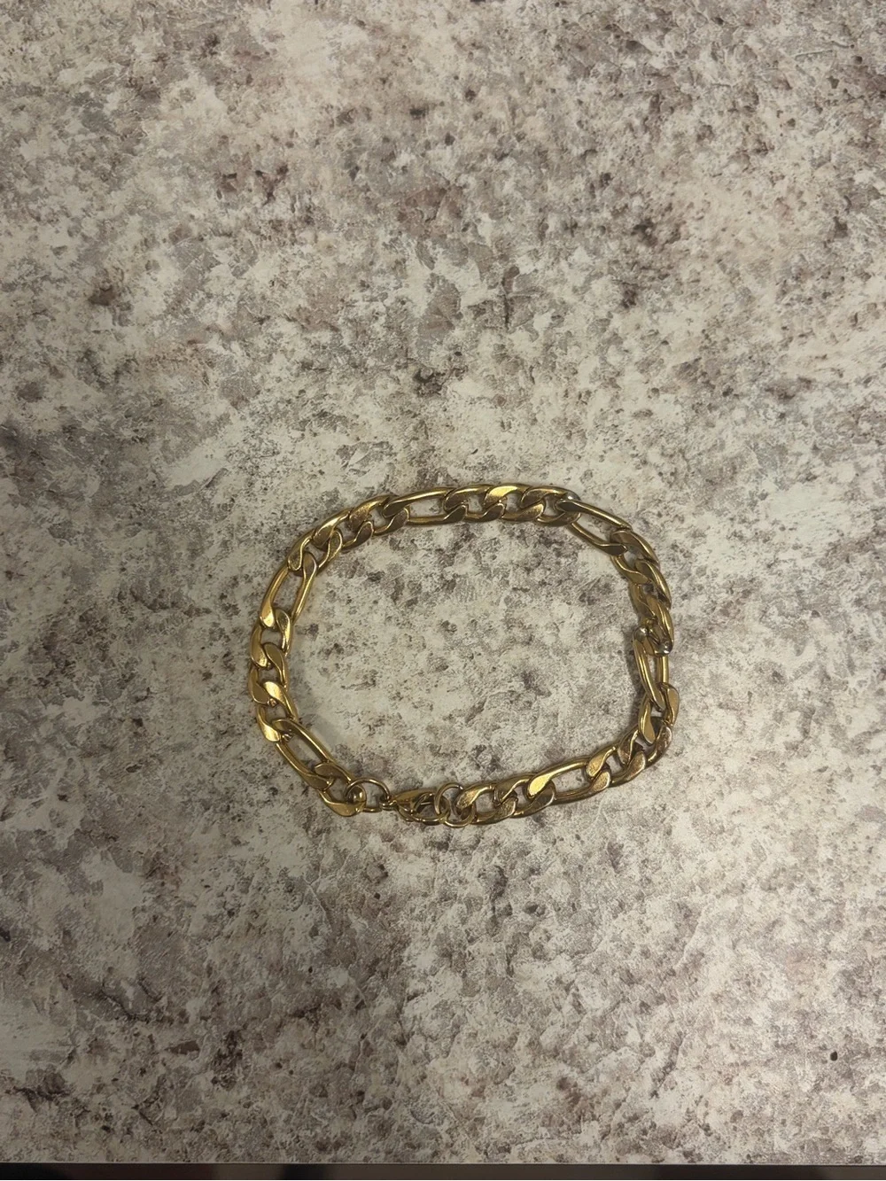 American Eagle Outfitters figaro chain