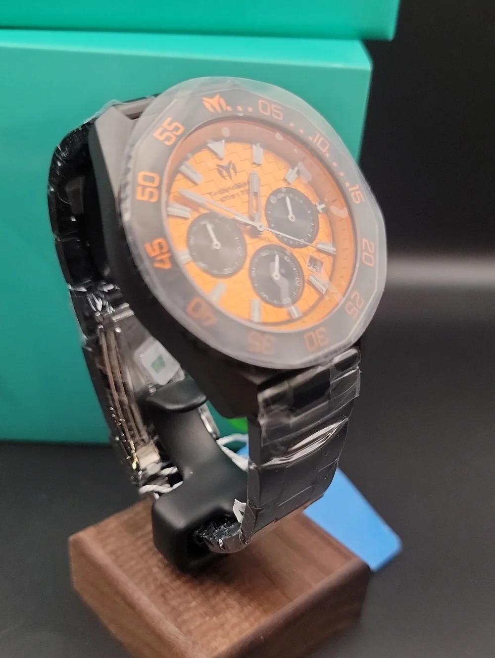 Technomarine wear meters