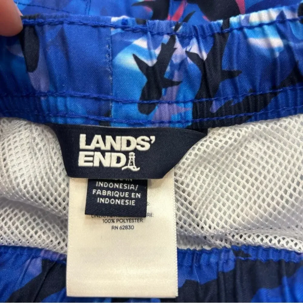 NWOT Lands End Cool Sharks Print Blue Swim Trunks Size Small 6-7‎