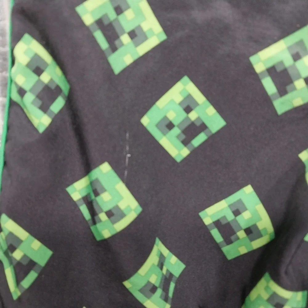 Minecraft Kids Swim Trunks Creeper Print Board Shorts 6/7 Gray Green