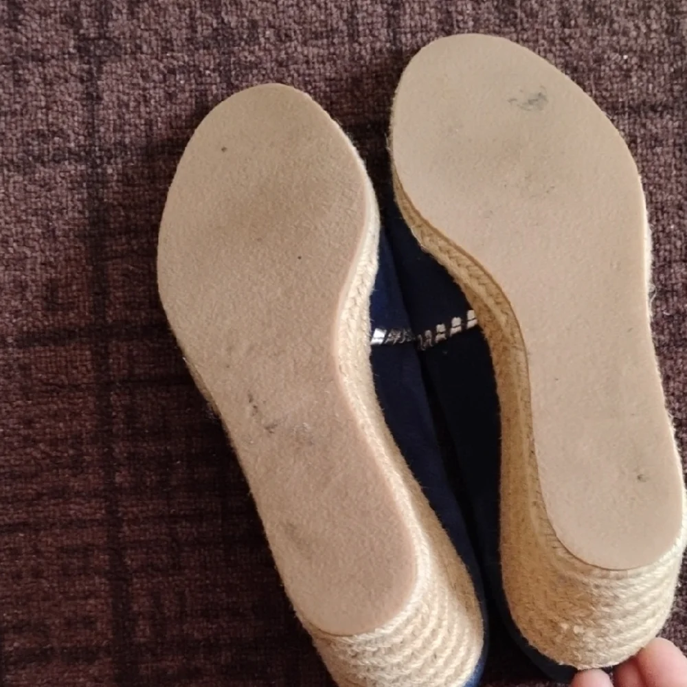 Jack Rogers step out