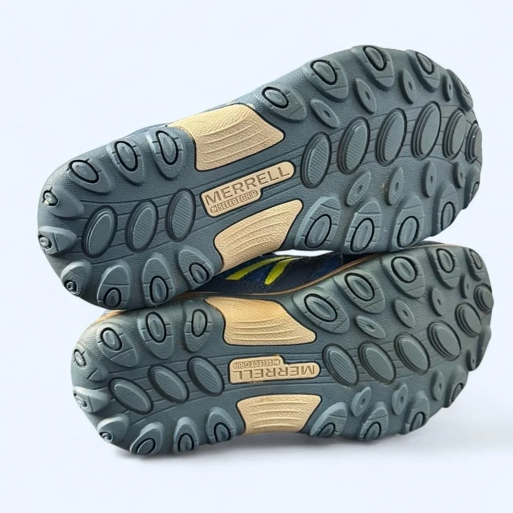 Merrell outback mid