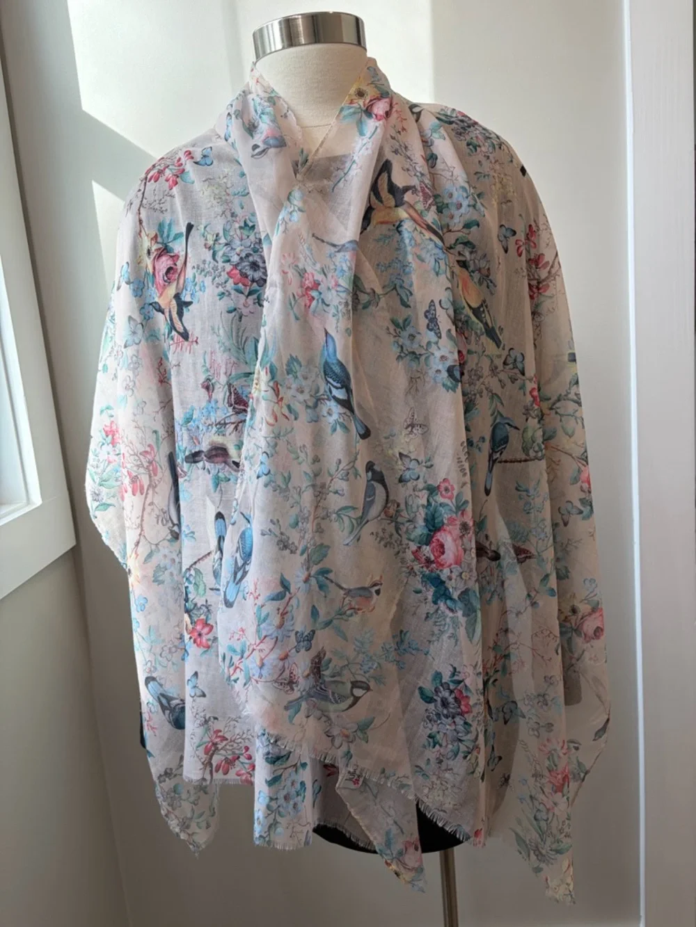 Bindya scarf lightweight