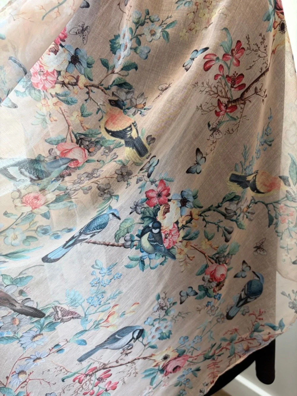 Bindya scarf lightweight