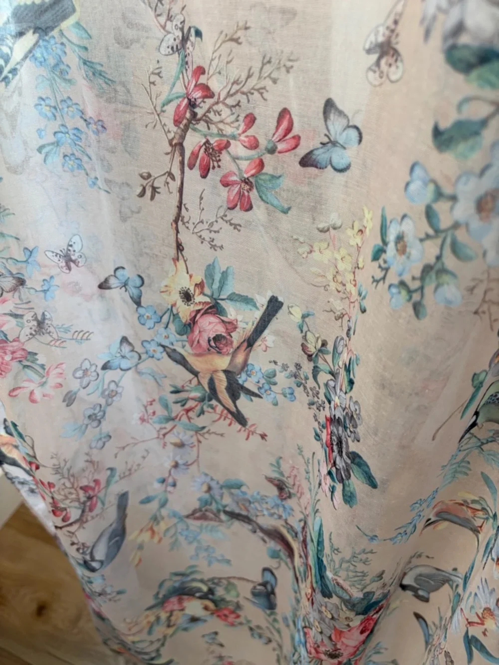 Bindya scarf lightweight