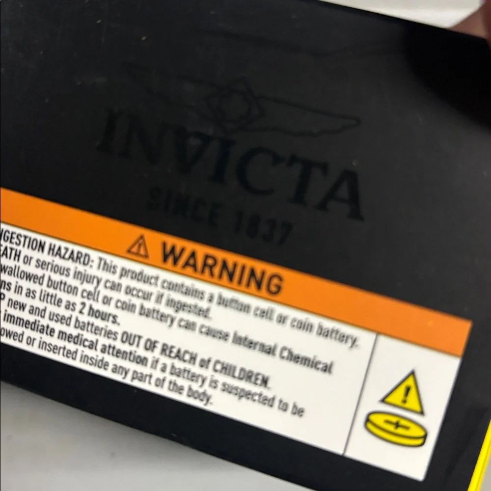 Invicta nwt box