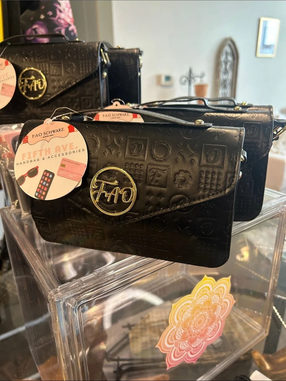 FAO Schwarz compact fao