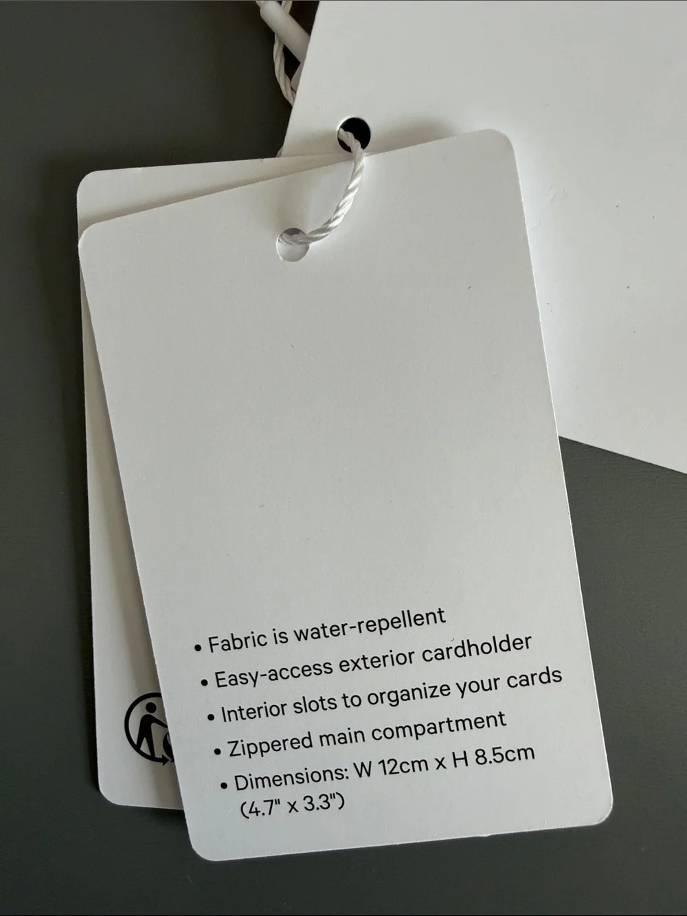 Lululemon Red Clippable Card Pouch - NWT