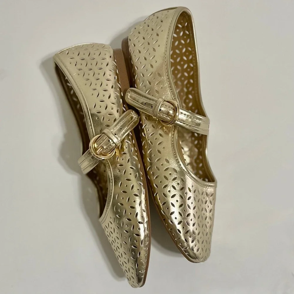 Girl's J. CREW Factory Perforated Metallic Mary Janes Shoes Buckles Party Size 4