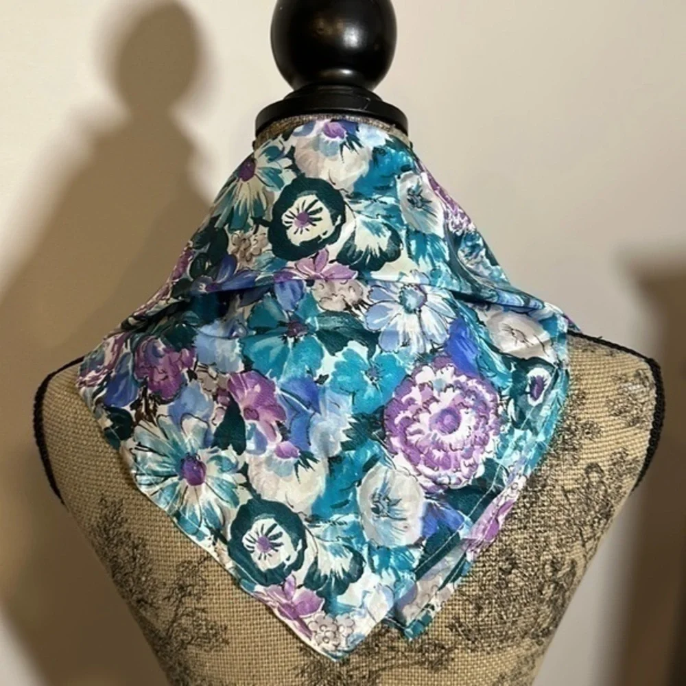 Morsly handcrafted vintage