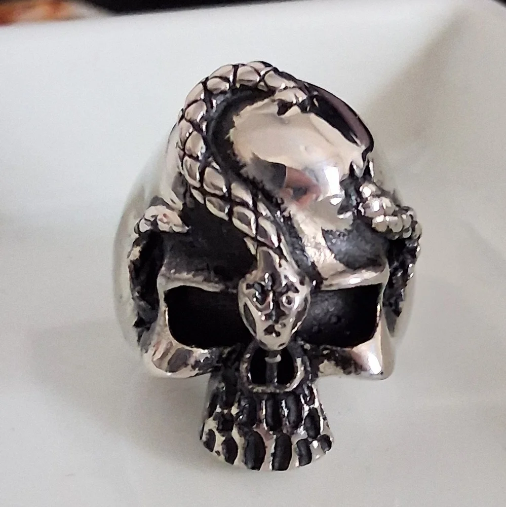 MEN'S SKULL BIKER RING  STAINLESS STEEL SIZE 8