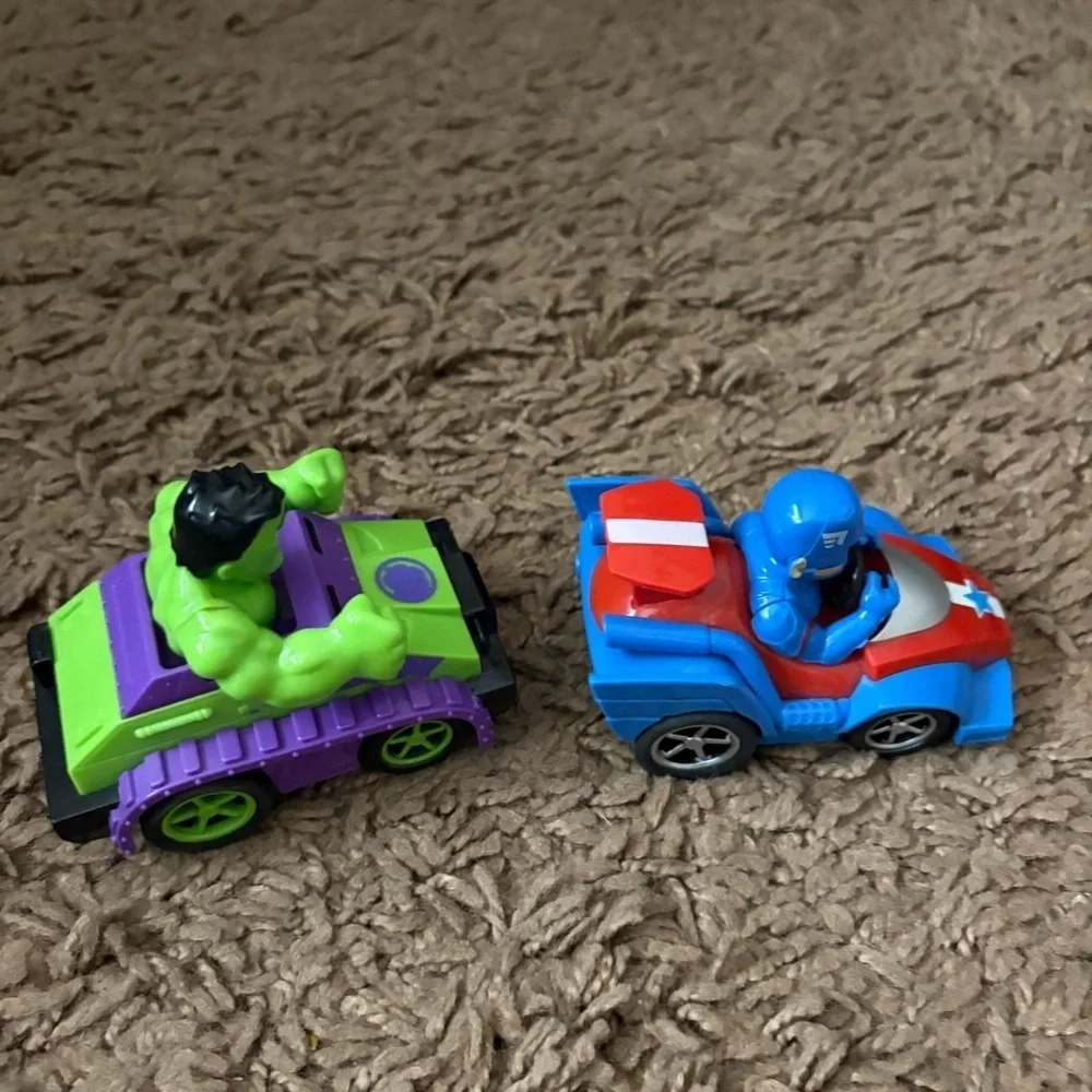 Marvel dynamic toy