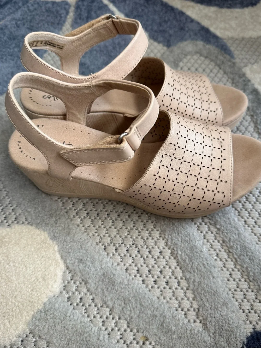 Clarks wedge sandals