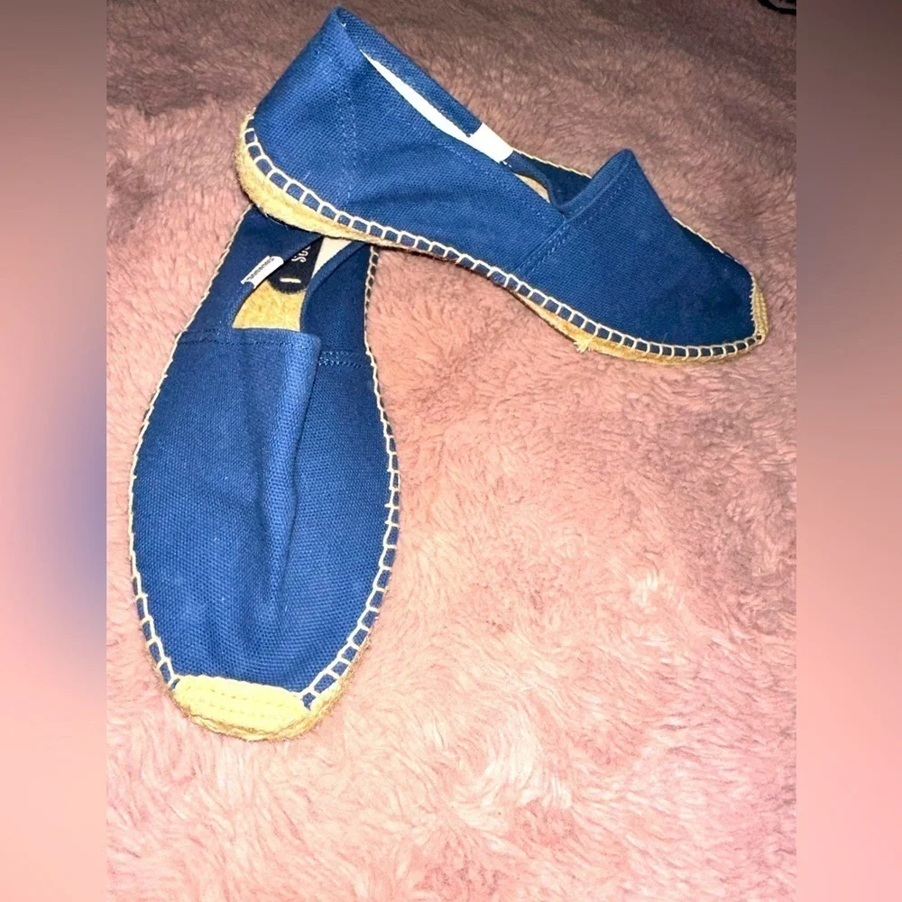 Soludos women’s espadrille blue slip on flats 9.5 vacation spring summer