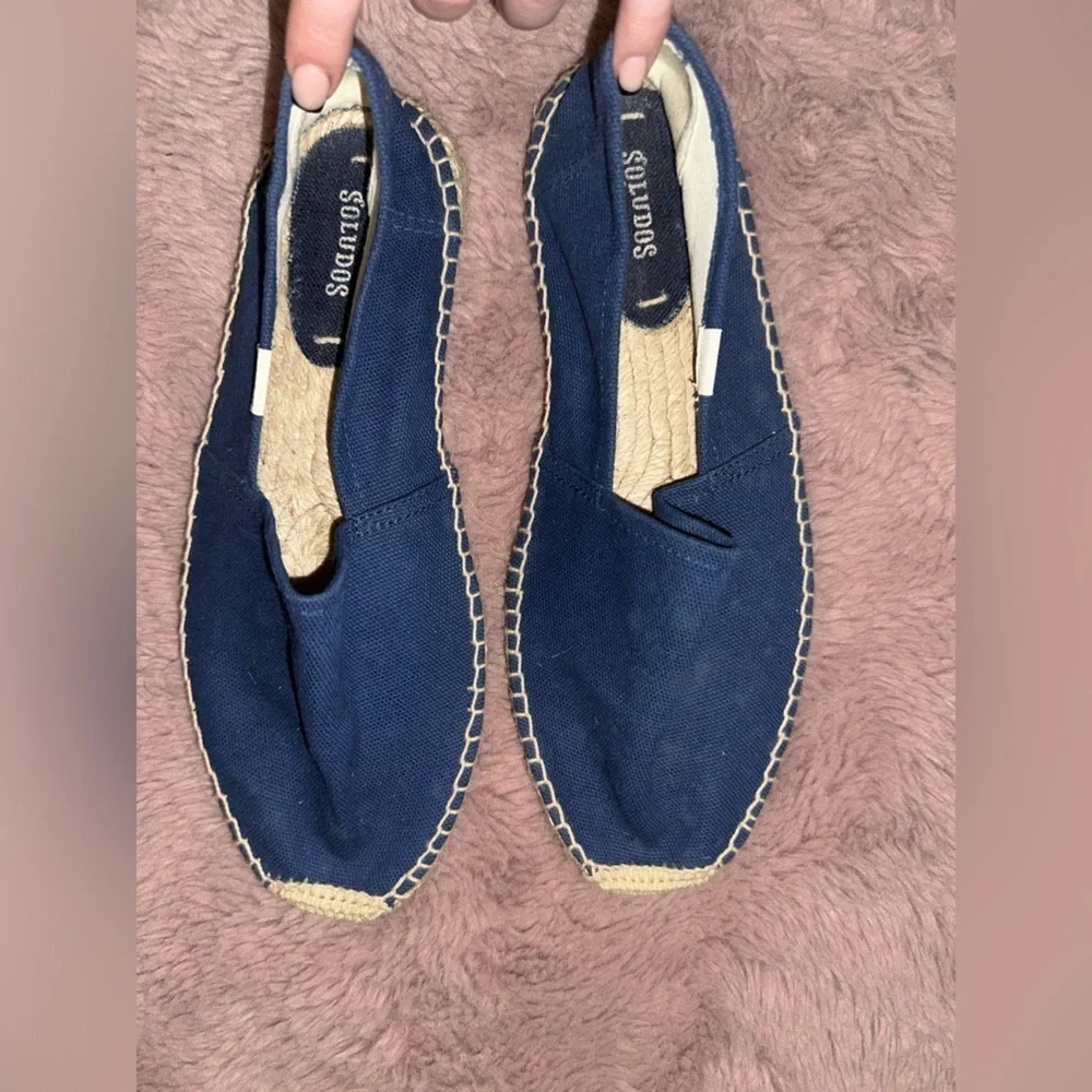 Soludos women’s espadrille blue slip on flats 9.5 vacation spring summer