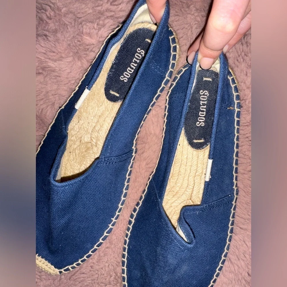 Soludos women’s espadrille blue slip on flats 9.5 vacation spring summer