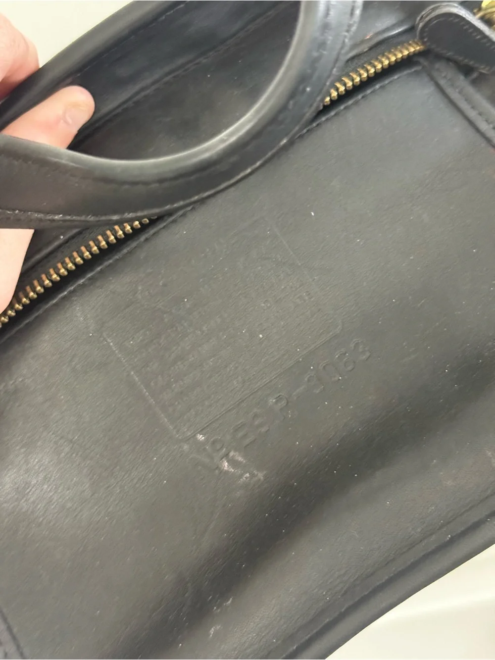 Coach vintage legacy