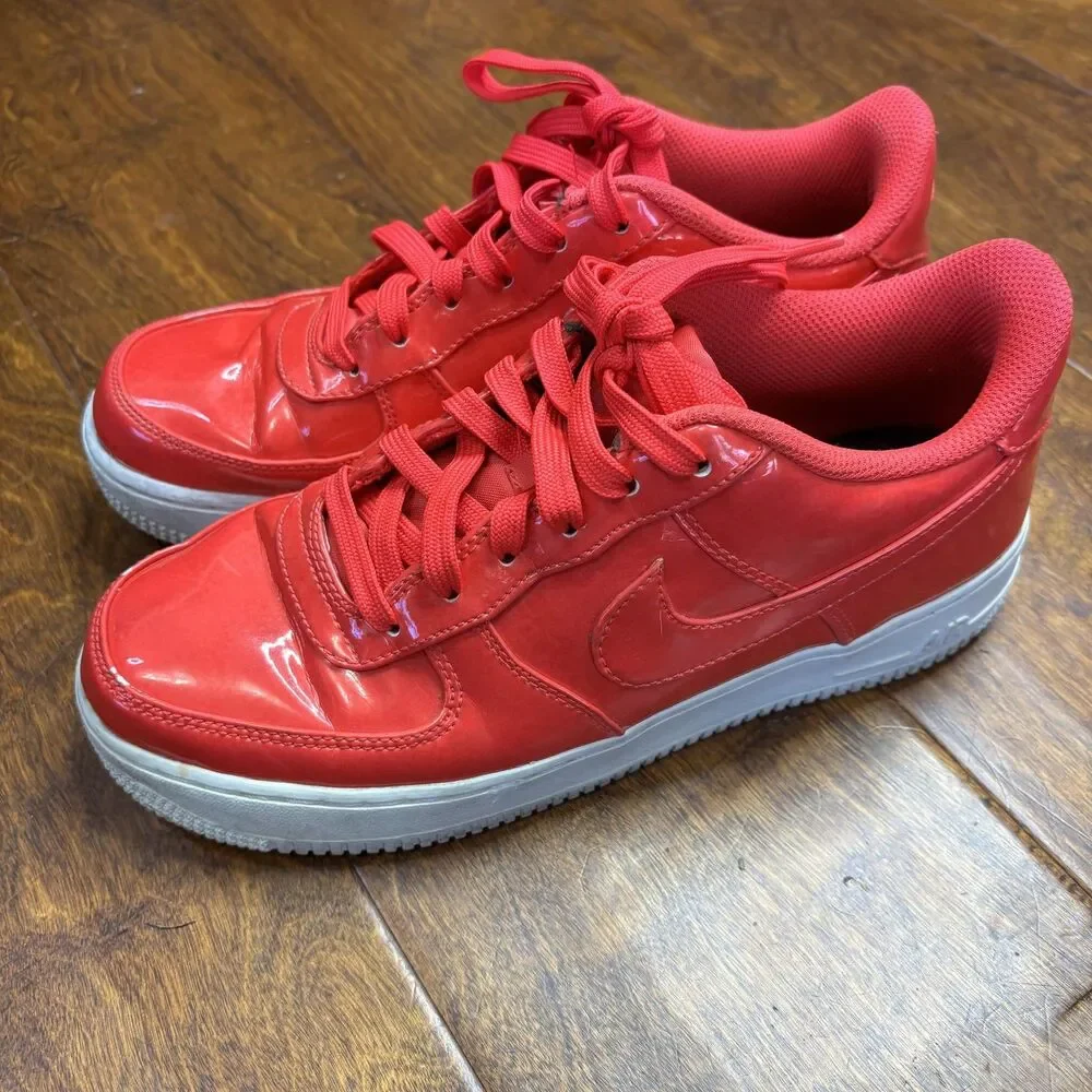 Nike Air Force 1 '07 LV8 Low Shoes Youth 7Y UV Siren Red White Patent‎ Sneakers
