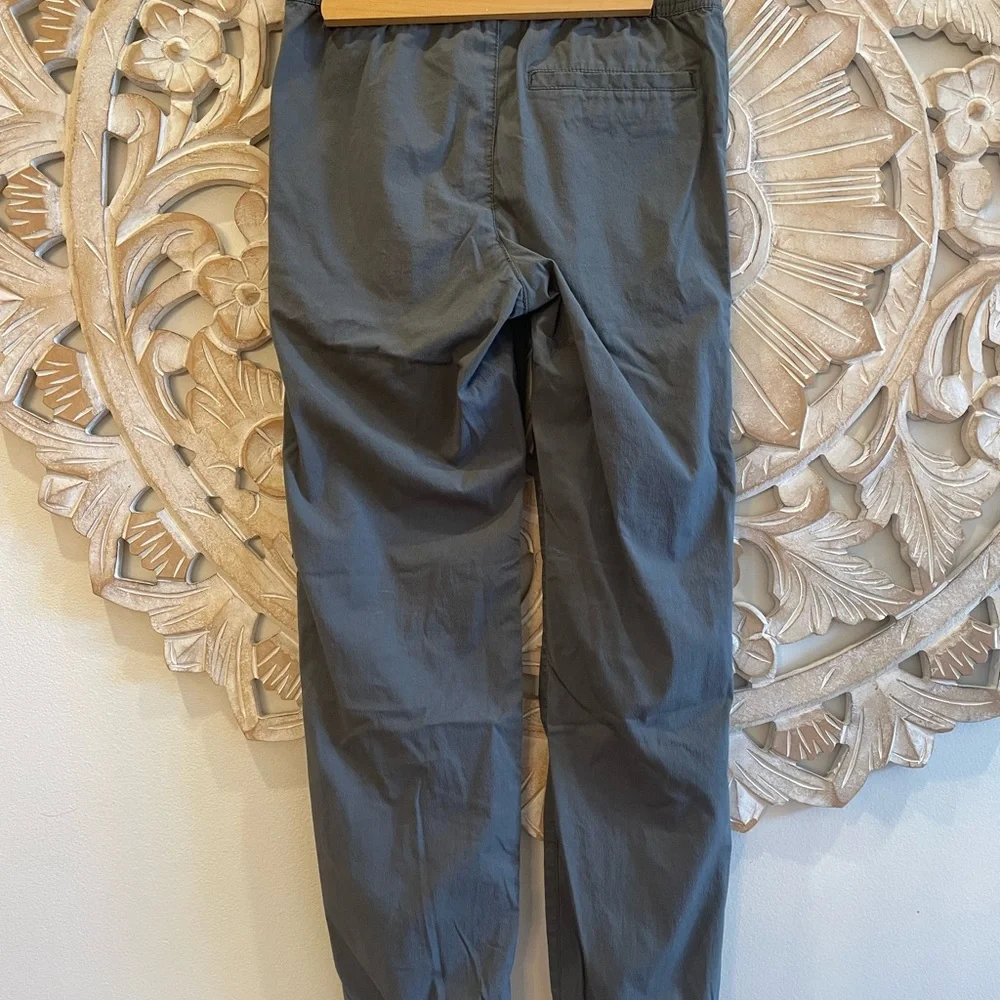Old Navy Gray Boys Large Joggers