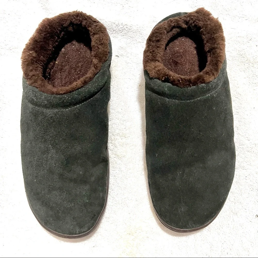 Lands End suede upper