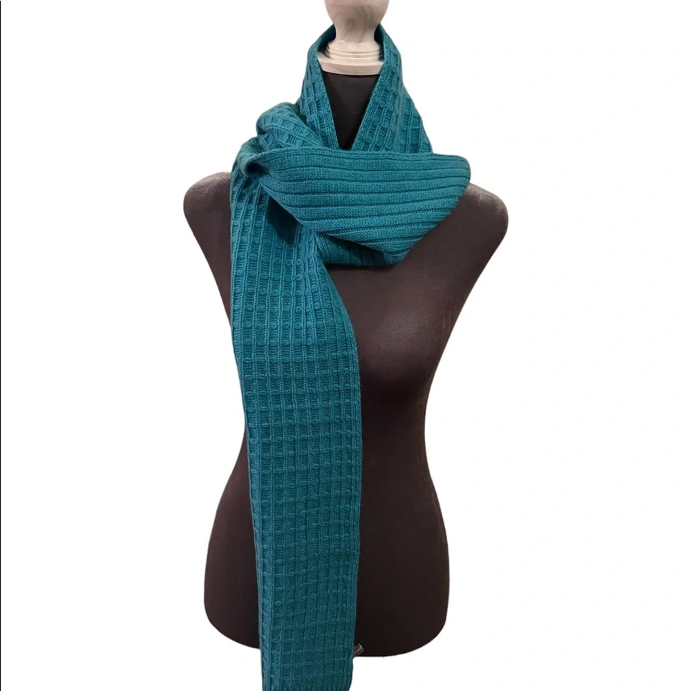 Ann Taylor 100 percent cashmere teal scarf euc