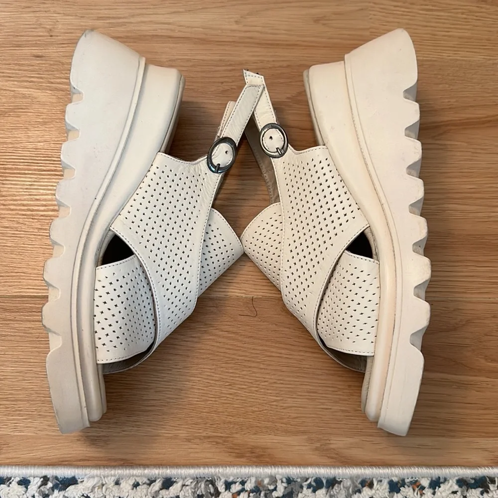 N/A wedged sandals