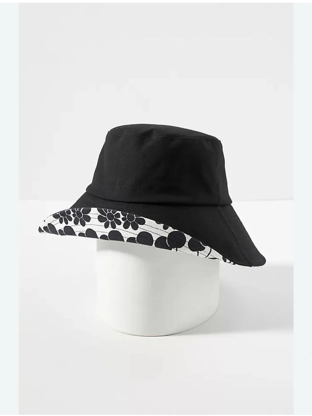 Anthropologie Capitanna Reversible Maxi Bucket Hat Black Cherry Floral