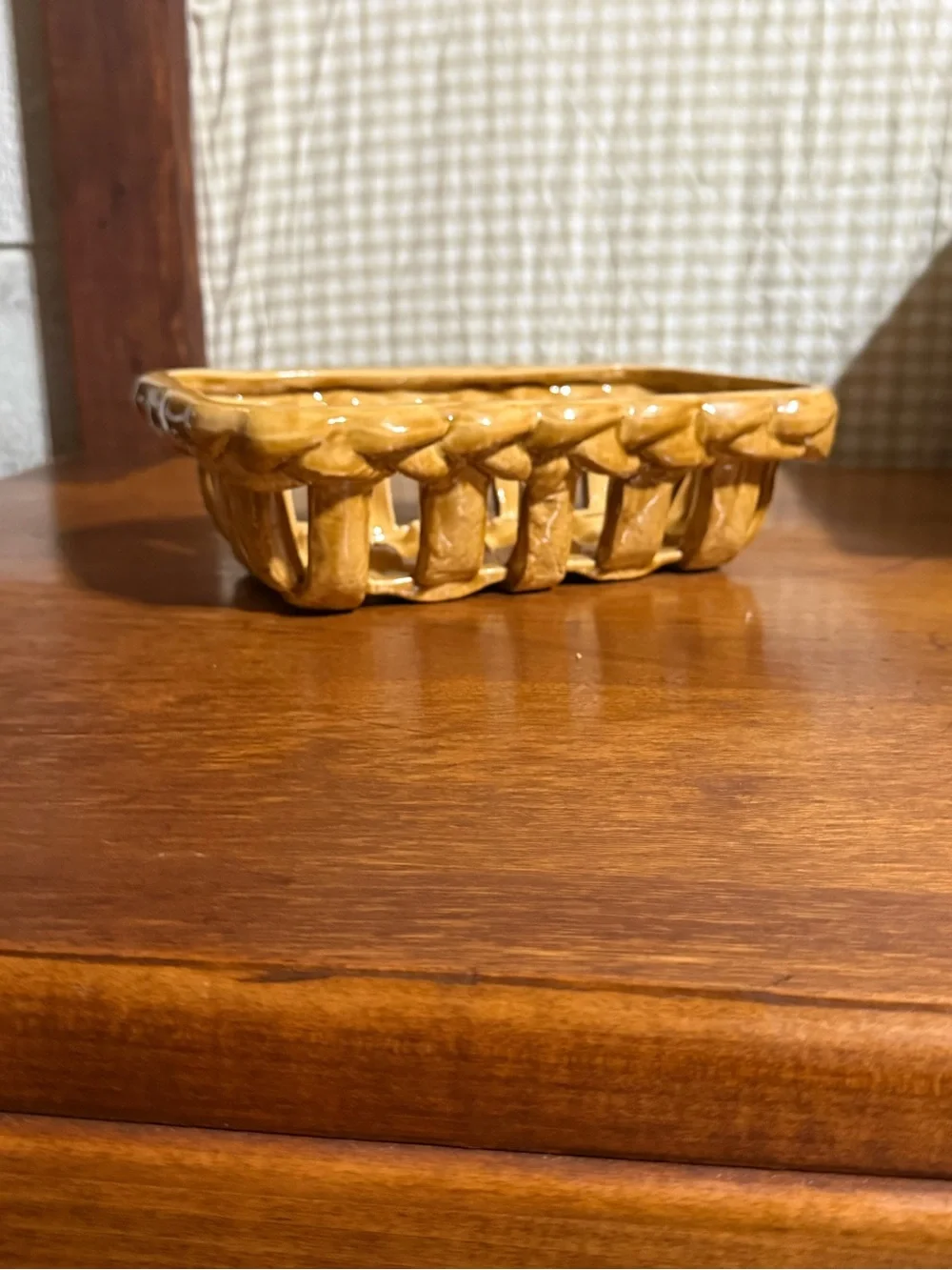 N/A glazed ceramic
